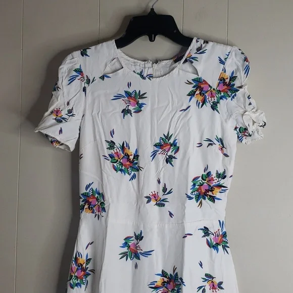 Topshop Ivory Floral Print Short Sleeve Dress 6 - Picture 2 of 6